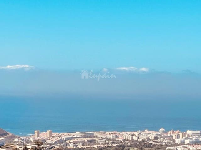 4 soveværelse Villa til salg i Chayofa, Arona - € 1.200.000 (Ref: 8116016)