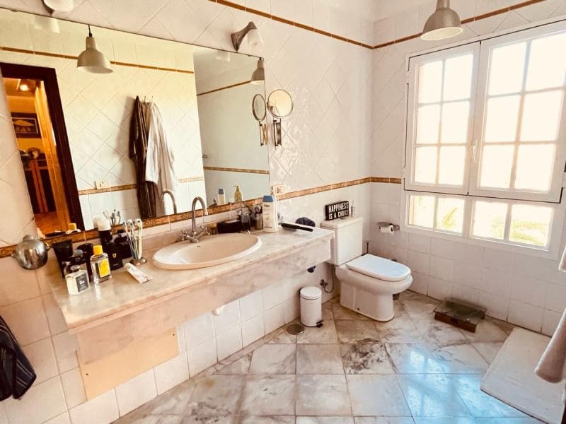 4 soveværelse Villa til salg i Chayofa - € 1.200.000 (Ref: 8116016)