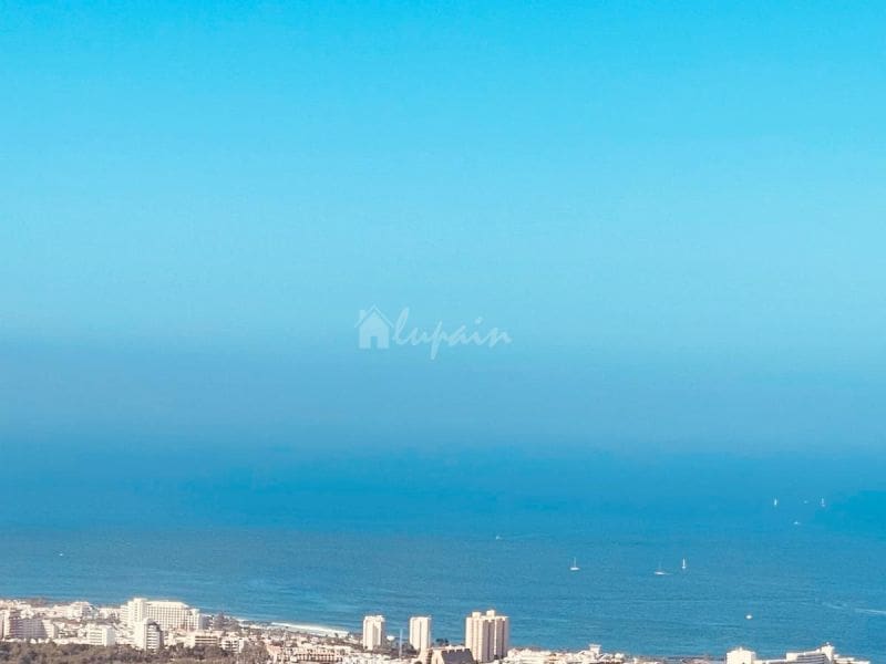 4 soveværelse Villa til salg i Chayofa - € 1.200.000 (Ref: 8116016)