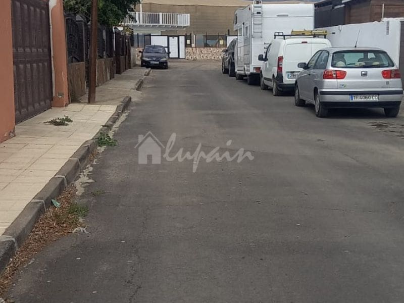 Finca/Casa Rural de 6 habitaciones en Las Galletas en venta con piscina - 630.000 € (Ref: 8137667)