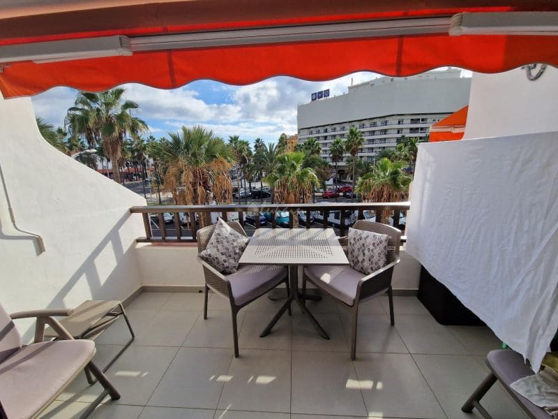 1 bedroom Apartment for sale in Playa de las Americas with pool - € 599,000 (Ref: 8157778)
