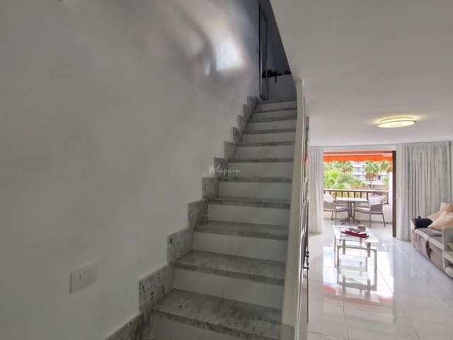 1 bedroom Apartment for sale in Playa de las Americas, Arona with pool - € 599,000 (Ref: 8157778)