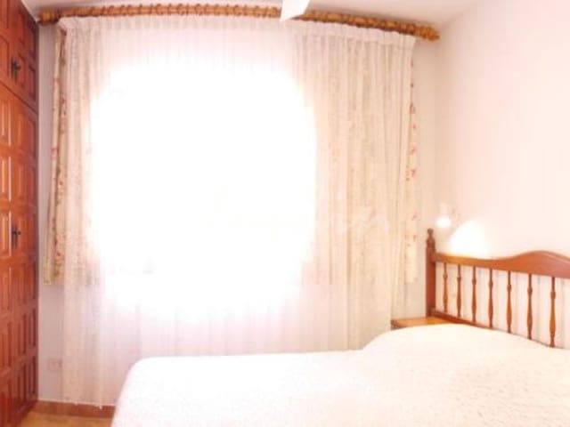 2 soveværelse Lejlighed til salg i Costa del Silencio, Arona med swimmingpool - € 249.900 (Ref: 8157781)