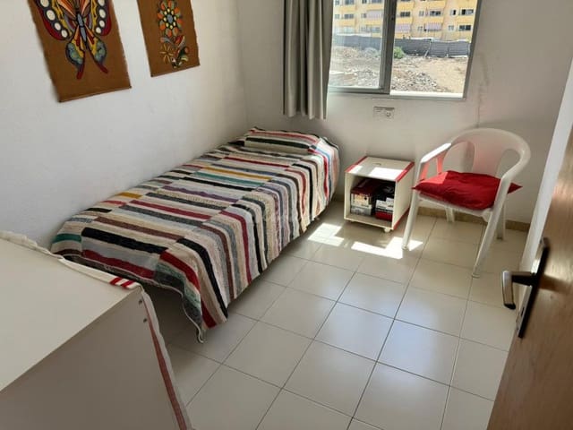 3 soverom Leilighet til salgs i Los Cristianos, Arona med svømmebasseng - € 350 000 (Ref: 8187215)