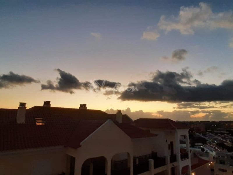 2 quarto Apartamento para venda em Los Cristianos com piscina - 315 000 € (Ref: 8208123)