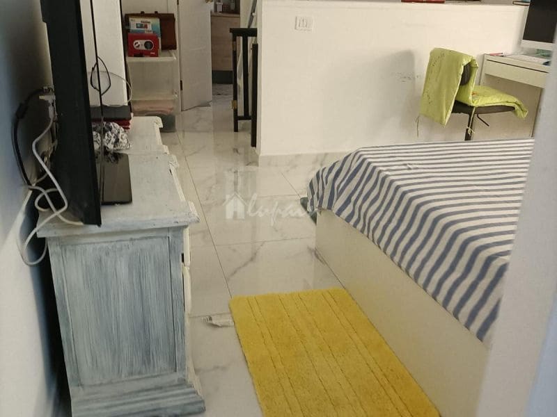 2 quarto Apartamento para venda em Los Cristianos com piscina - 315 000 € (Ref: 8208123)