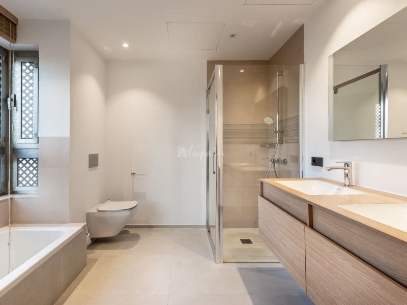 2 soveværelse Lejlighed til salg i Palm-Mar med swimmingpool - € 570.000 (Ref: 8215540)