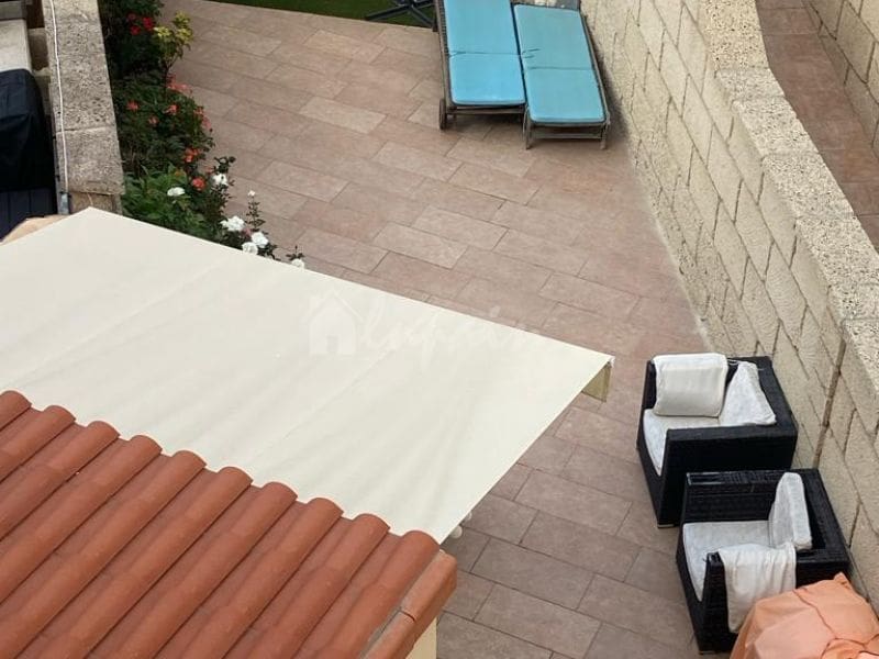 4 soveværelse Byhus til salg i El Madronal med swimmingpool - € 669.000 (Ref: 8222103)