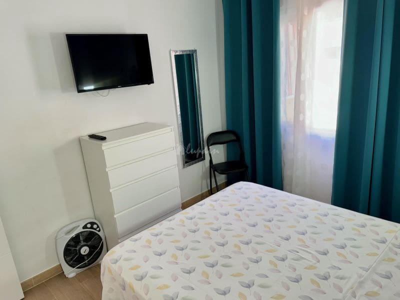 1 soverom Leilighet til salgs i Los Cristianos med svømmebasseng - € 275 000 (Ref: 8277733)