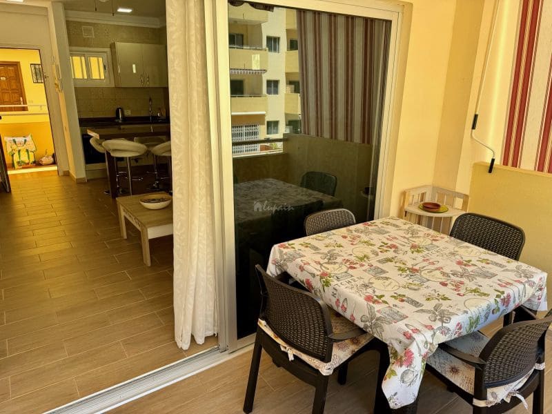 1 soverom Leilighet til salgs i Los Cristianos med svømmebasseng - € 275 000 (Ref: 8277733)