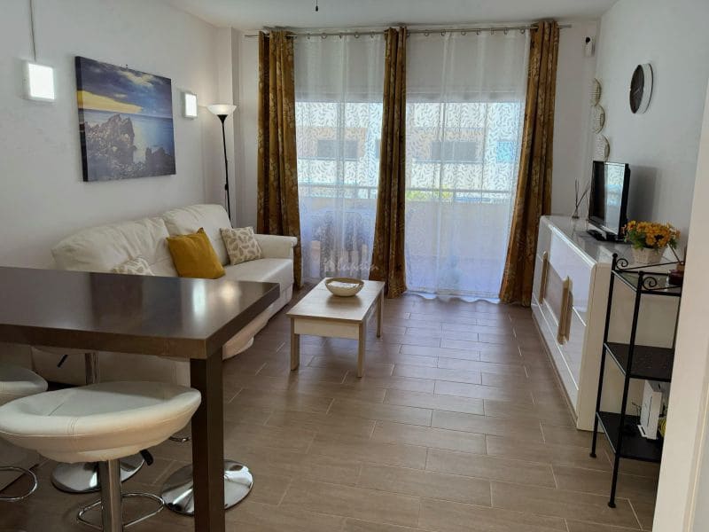 1 soverom Leilighet til salgs i Los Cristianos med svømmebasseng - € 275 000 (Ref: 8277733)