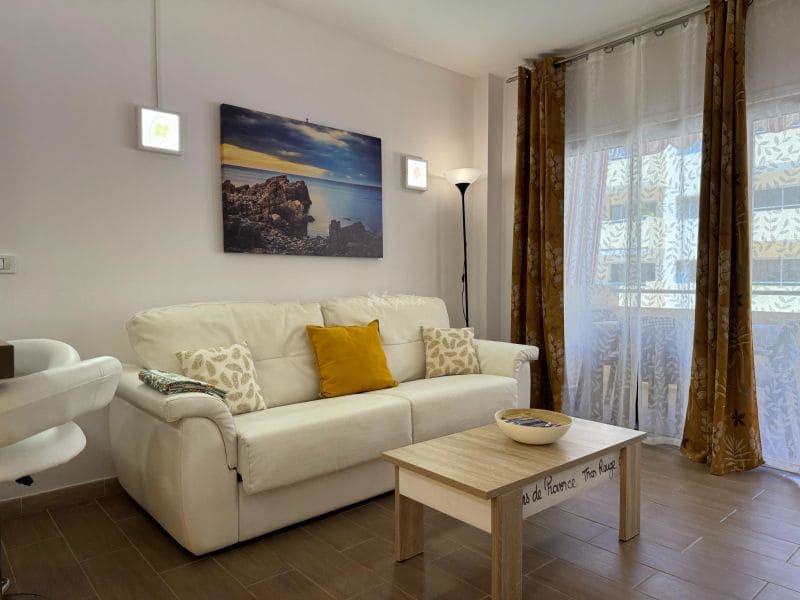 1 soverom Leilighet til salgs i Los Cristianos med svømmebasseng - € 275 000 (Ref: 8277733)