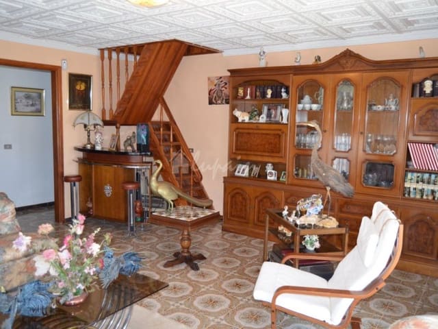 4 chambre Villa/Maison à vendre à Buzanada, Arona - 699 000 € (Ref: 8293443)