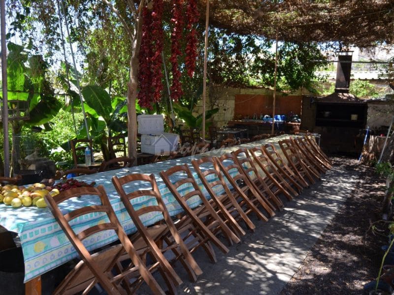 Chalet de 4 habitaciones en Buzanada en venta - 699.000 € (Ref: 8293443)