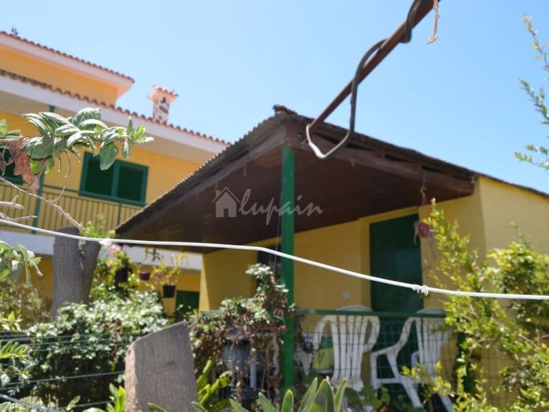 Chalet de 4 habitaciones en Buzanada en venta - 699.000 € (Ref: 8293443)