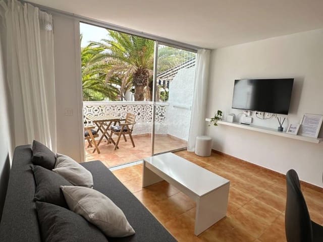 1 makuuhuone Huoneisto myytävänä paikassa Playa de las Americas, Arona mukana uima-altaan - 265 000 € (Ref: 8293445)