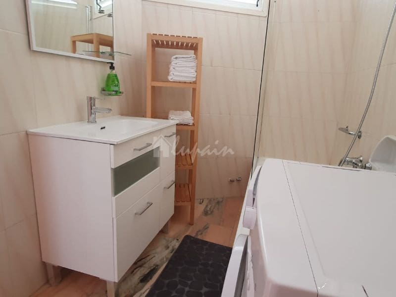 Yksiö myytävänä paikassa Playa de las Americas mukana uima-altaan - 189 000 € (Ref: 8297076)