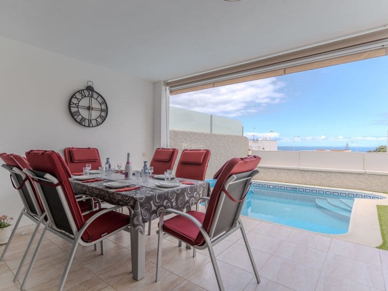 Casa de 3 habitaciones en El Madroñal en venta con piscina - 680.000 € (Ref: 8370130)