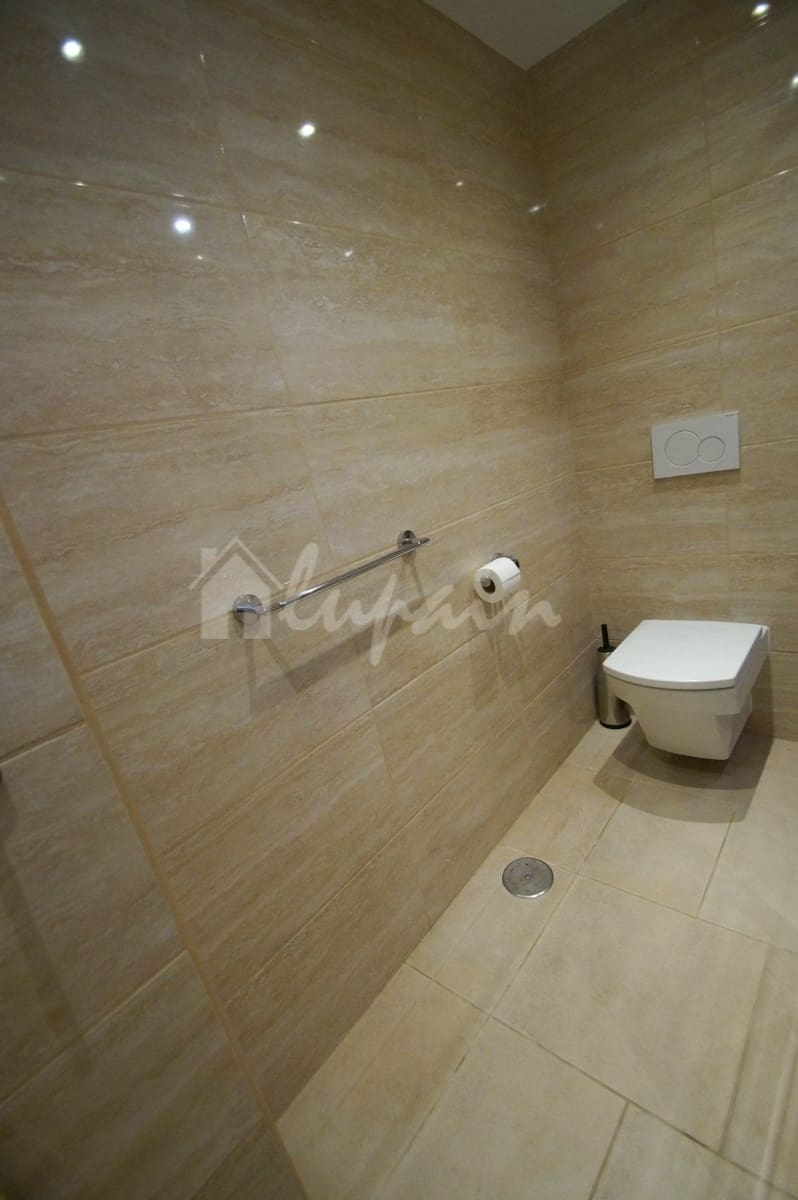 1 bedroom Apartment for sale in Playa de las Americas with pool - € 499,500 (Ref: 8607761)