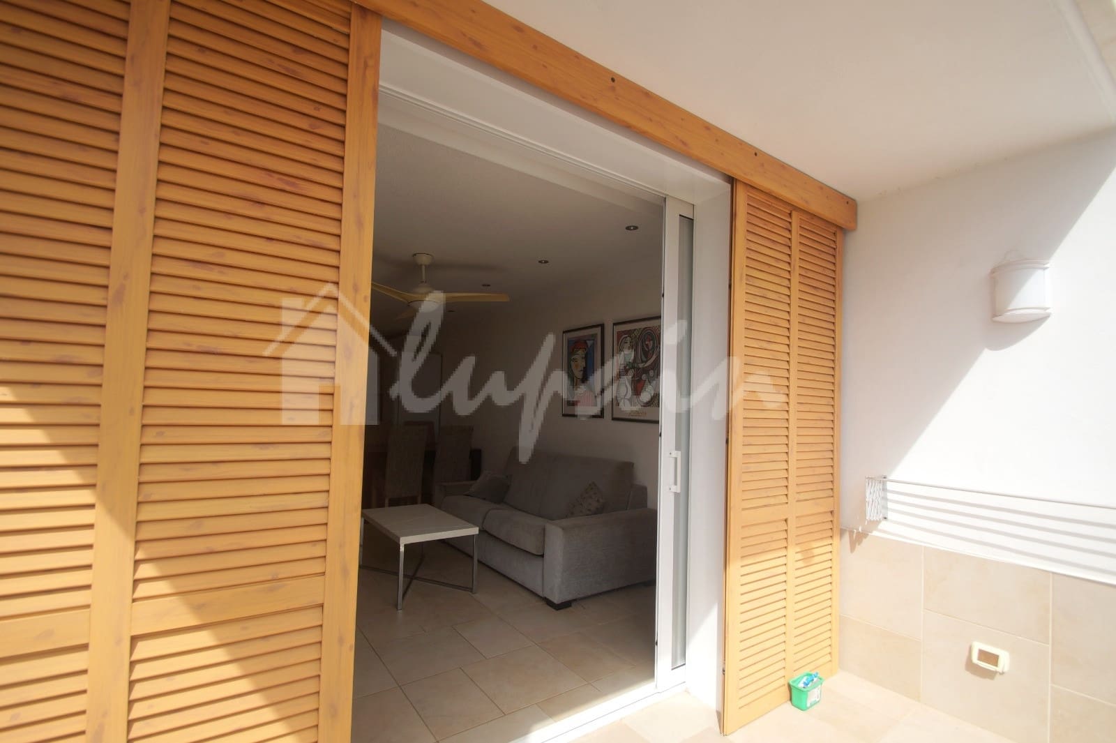 1 bedroom Apartment for sale in Playa de las Americas with pool - € 499,500 (Ref: 8607761)