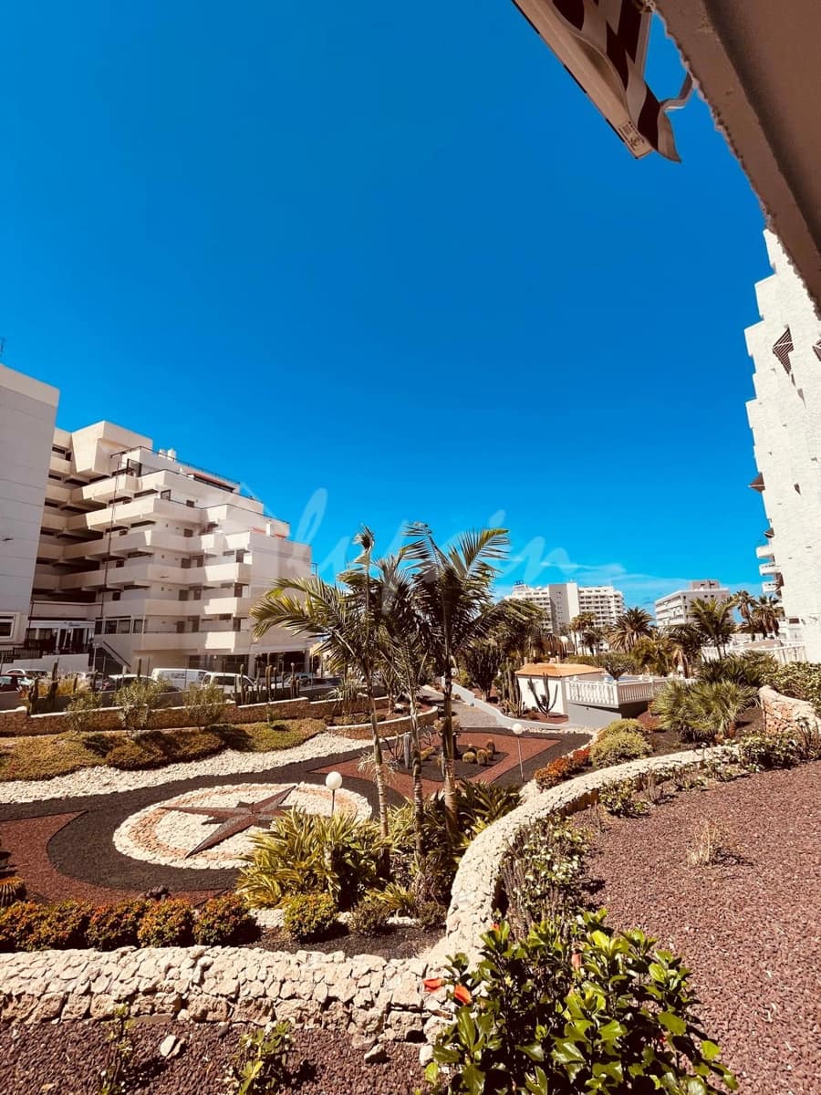 Studio til salg i Playa de las Americas med swimmingpool - € 195.000 (Ref: 8644202)