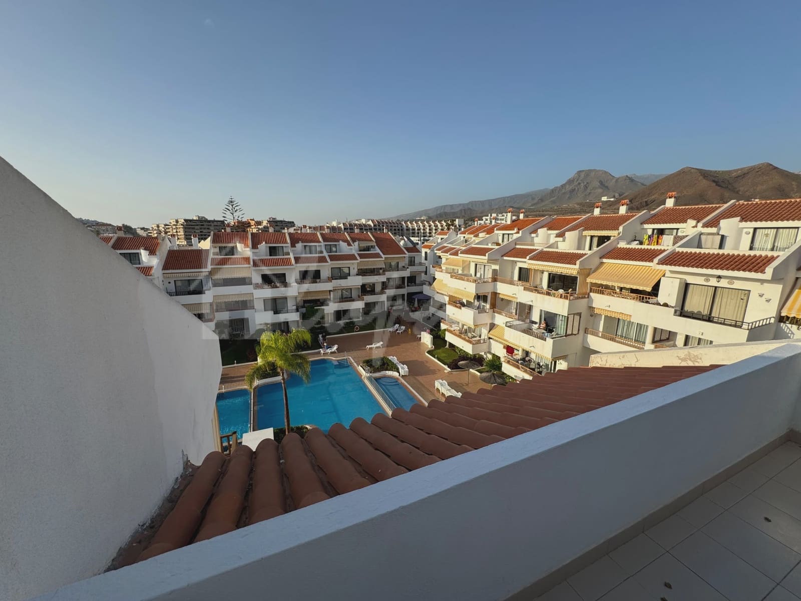 2 soveværelse Lejlighed til salg i Los Cristianos med swimmingpool - € 450.000 (Ref: 8669226)