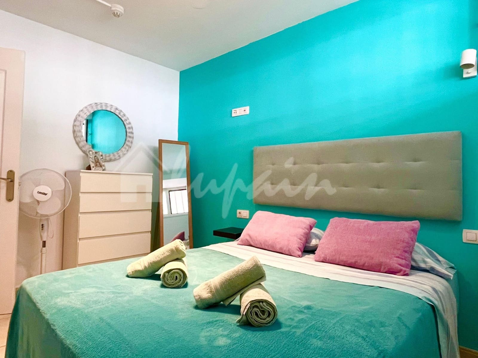 1 makuuhuone Huoneisto myytävänä paikassa Playa de las Americas mukana uima-altaan - 262 500 € (Ref: 8692170)