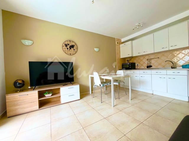 1 makuuhuone Huoneisto myytävänä paikassa Playa de las Americas, Arona mukana uima-altaan - 262 500 € (Ref: 8692170)