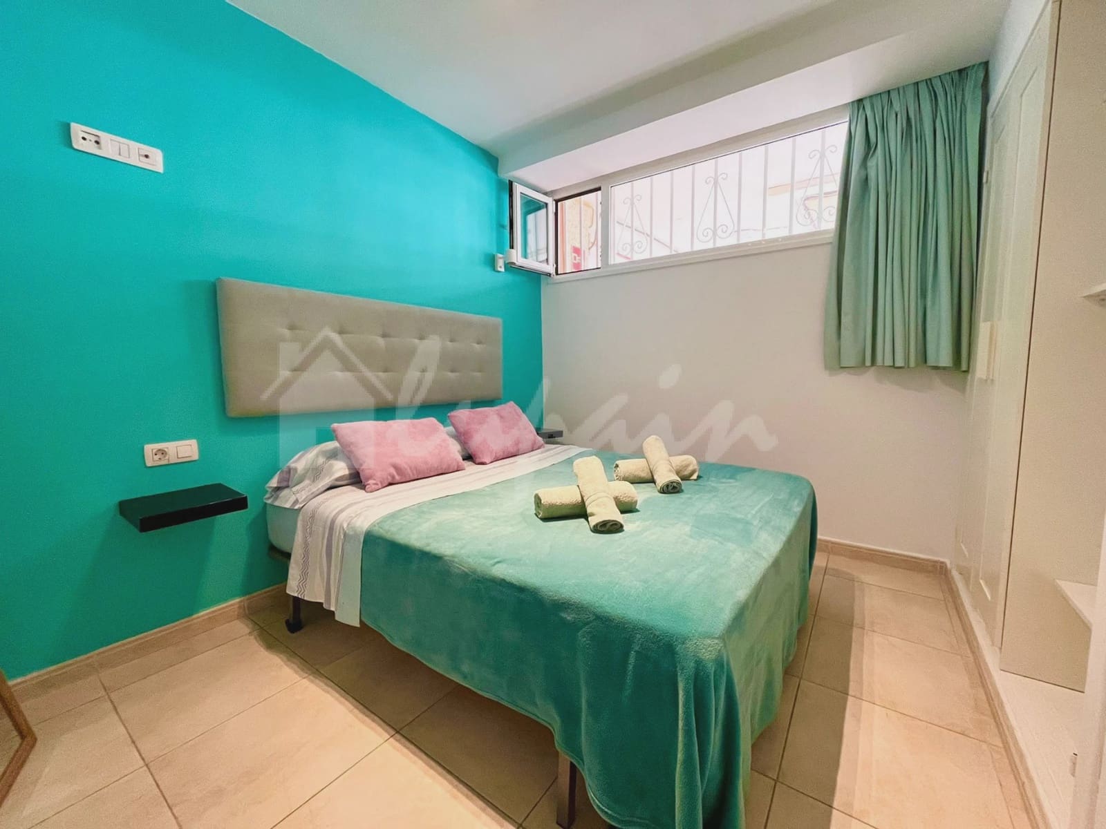 1 bedroom Apartment for sale in Playa de las Americas with pool - € 262,500 (Ref: 8692170)