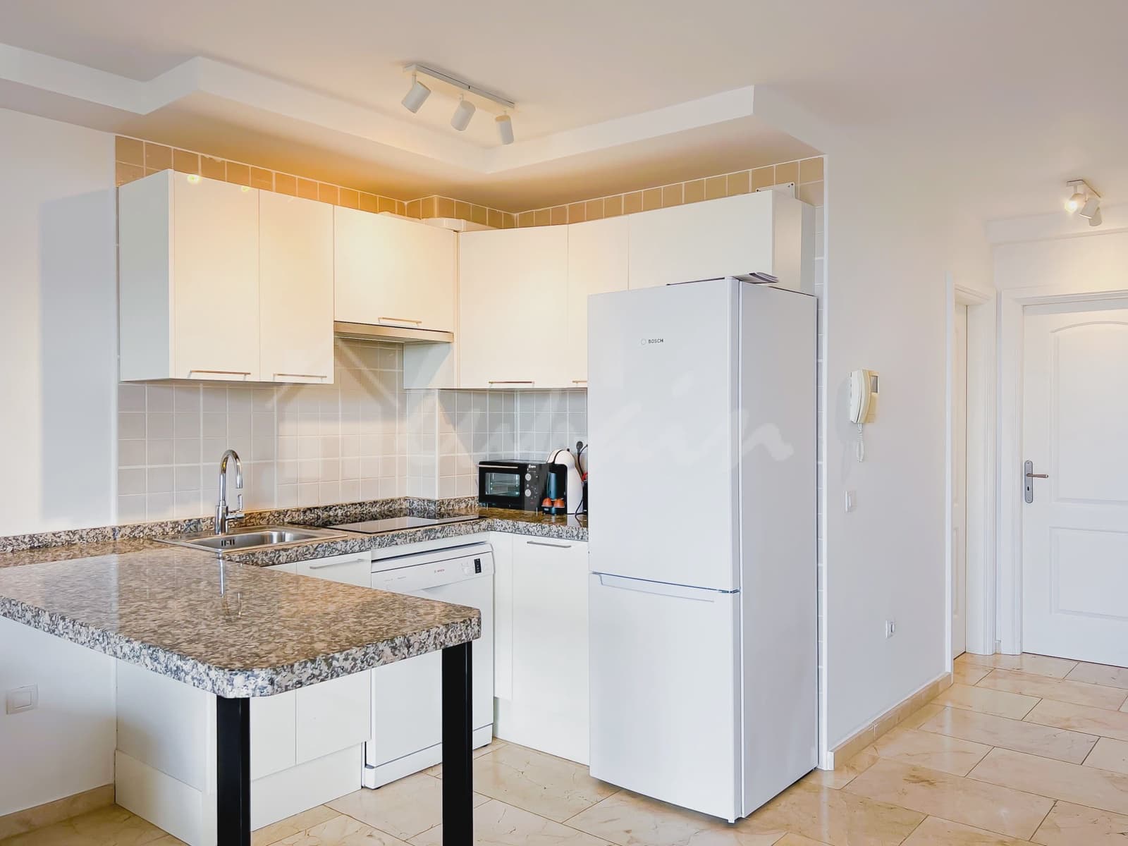 1 soverom Leilighet til salgs i Palm-Mar med svømmebasseng - € 249 000 (Ref: 8697334)