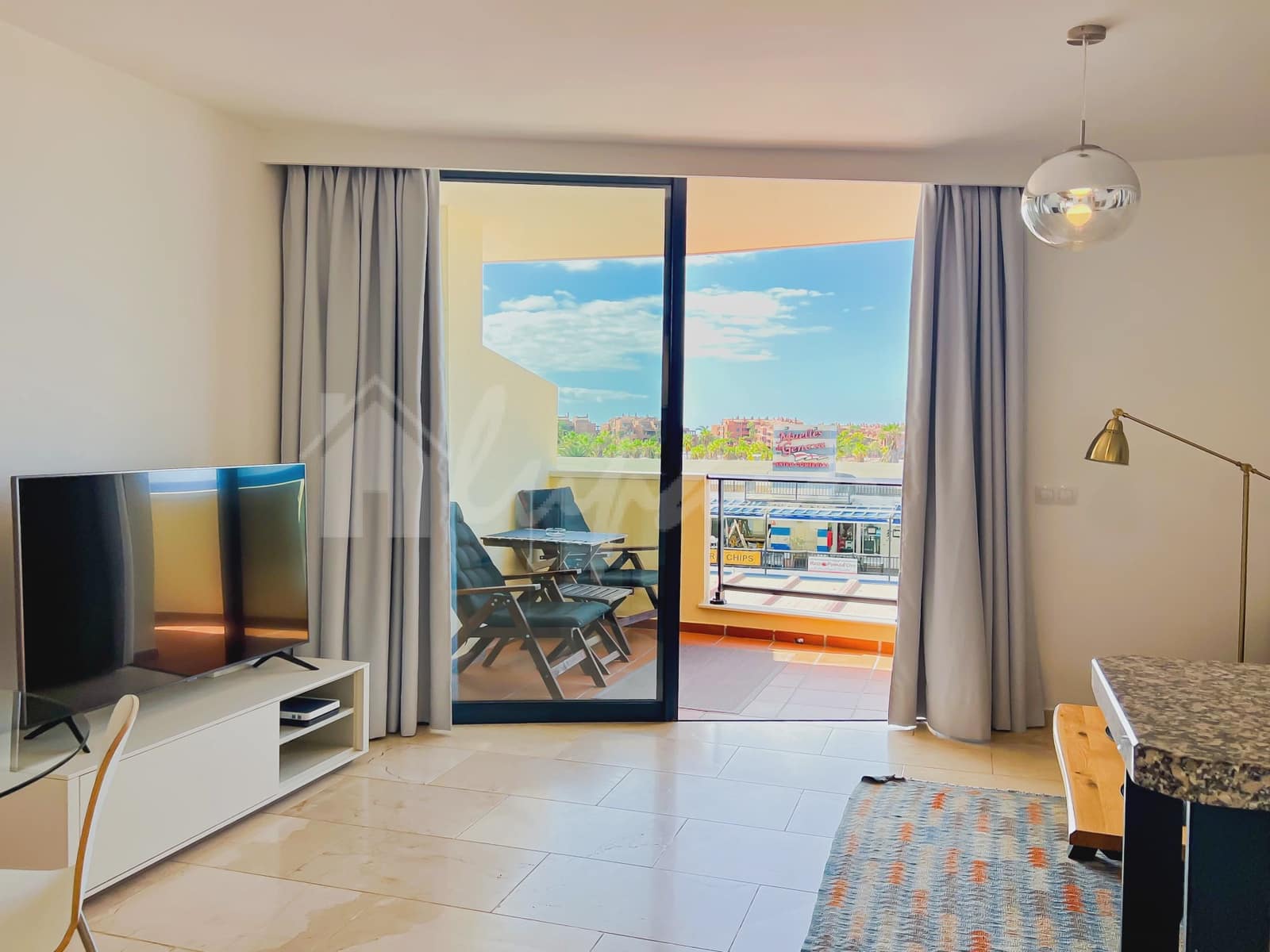 1 soverom Leilighet til salgs i Palm-Mar med svømmebasseng - € 249 000 (Ref: 8697334)