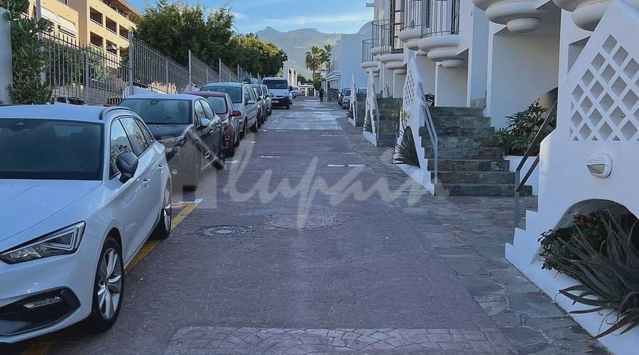 3 soveværelse Lejlighed til salg i Playa Paraiso med swimmingpool - € 450.000 (Ref: 8704309)