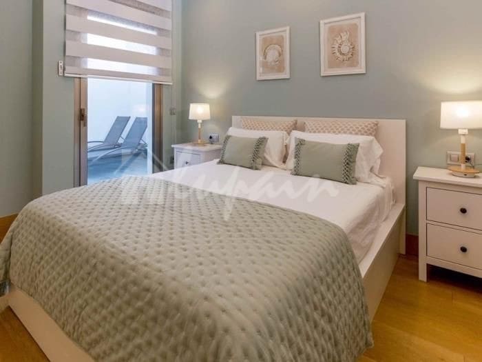 4 soverom Villa til salgs i Los Cristianos med svømmebasseng - € 1 690 000 (Ref: 8740647)