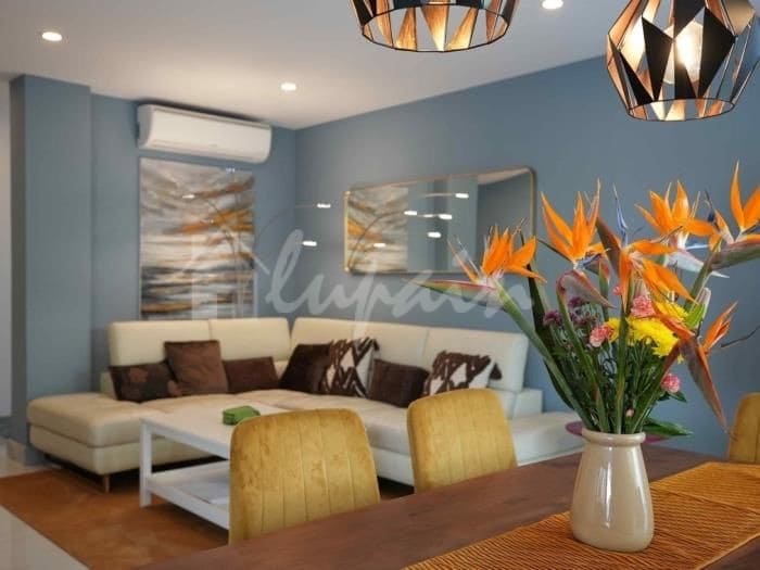 4 soverom Villa til salgs i Los Cristianos med svømmebasseng - € 1 690 000 (Ref: 8740647)