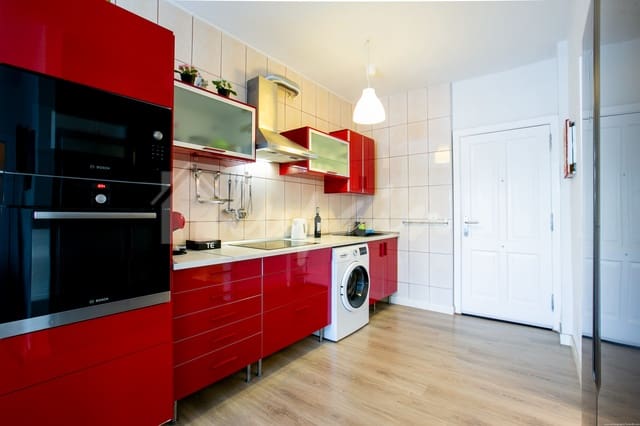 1 makuuhuone Huoneisto myytävänä paikassa Playa Paraiso, Adeje mukana uima-altaan - 259 000 € (Ref: 8757057)