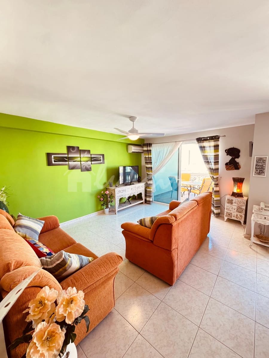 2 soveværelse Penthouse til salg i Los Cristianos med swimmingpool - € 549.000 (Ref: 8762633)
