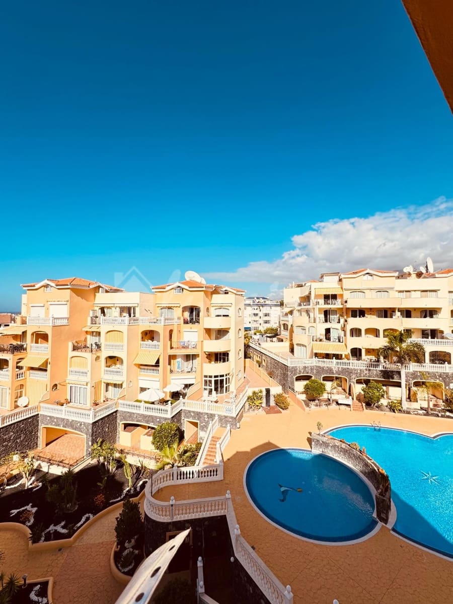 2 soveværelse Penthouse til salg i Los Cristianos med swimmingpool - € 549.000 (Ref: 8762633)