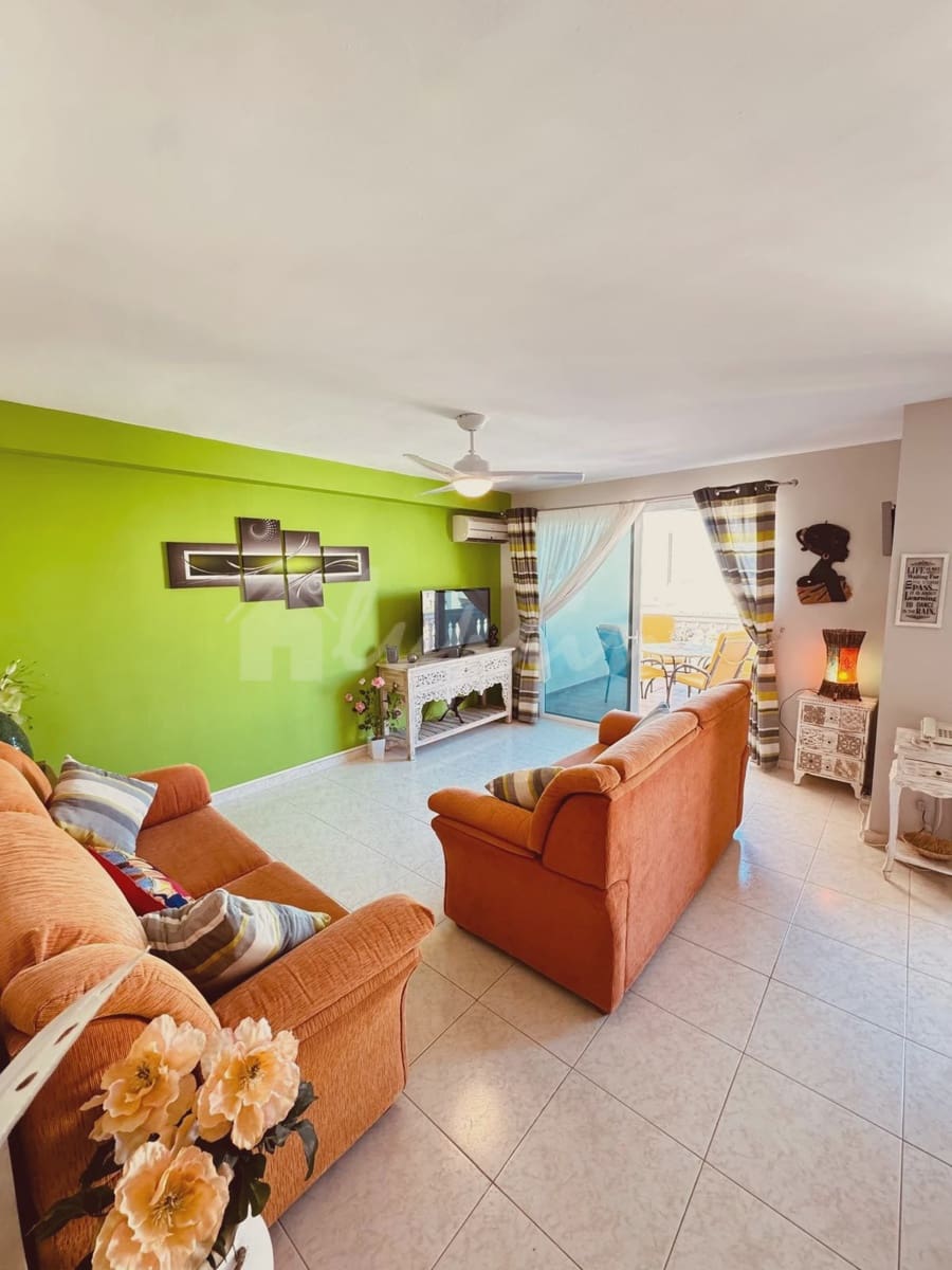 2 soveværelse Penthouse til salg i Los Cristianos med swimmingpool - € 549.000 (Ref: 8762633)