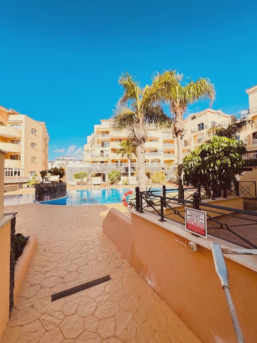 2 soveværelse Penthouse til salg i Los Cristianos med swimmingpool - € 549.000 (Ref: 8762633)