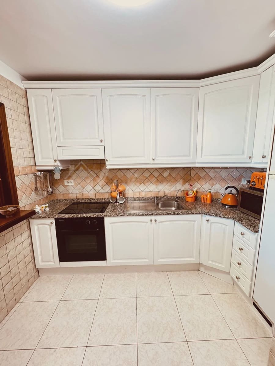 2 soveværelse Penthouse til salg i Los Cristianos med swimmingpool - € 549.000 (Ref: 8762633)