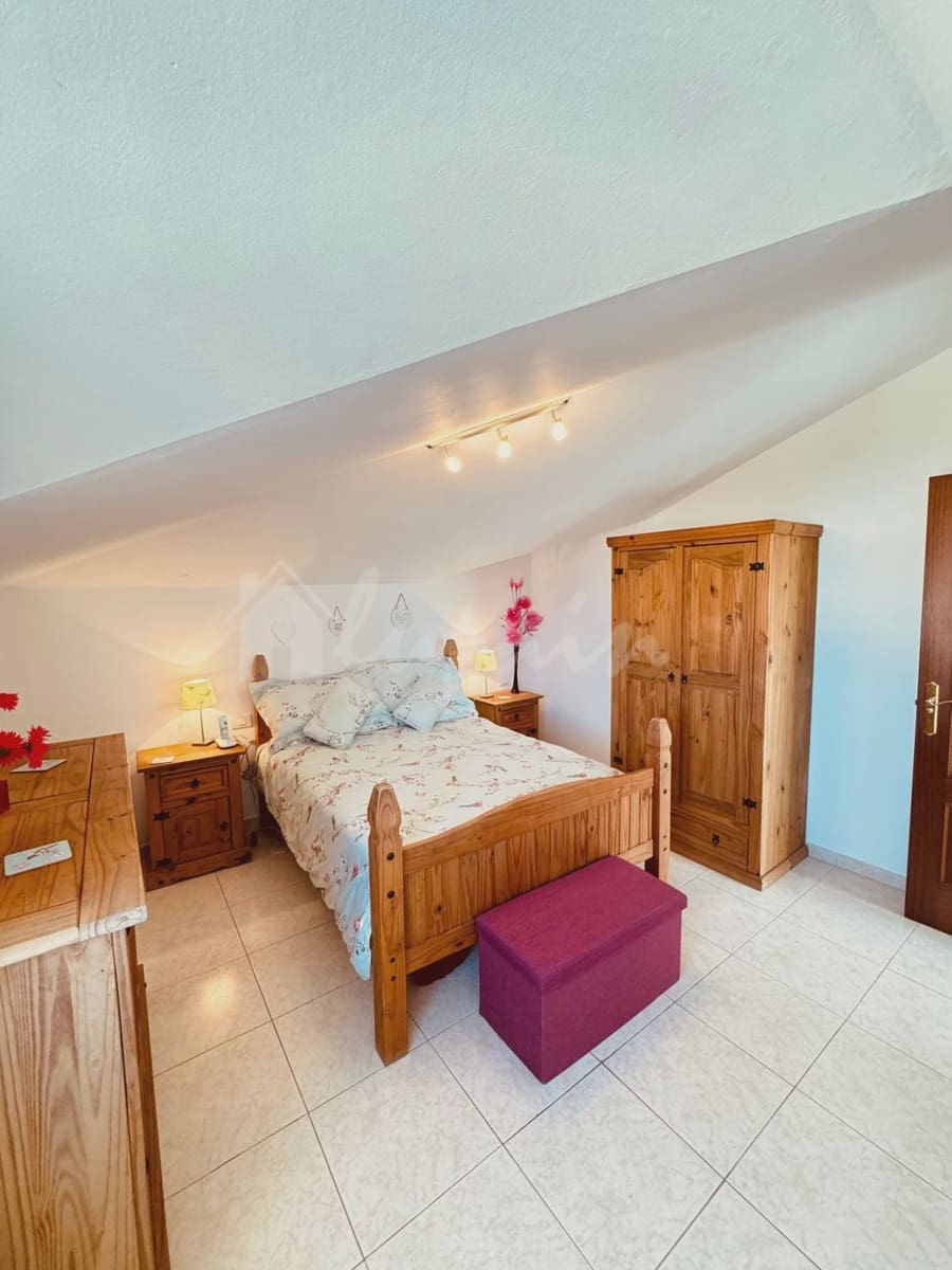 2 soveværelse Penthouse til salg i Los Cristianos med swimmingpool - € 549.000 (Ref: 8762633)