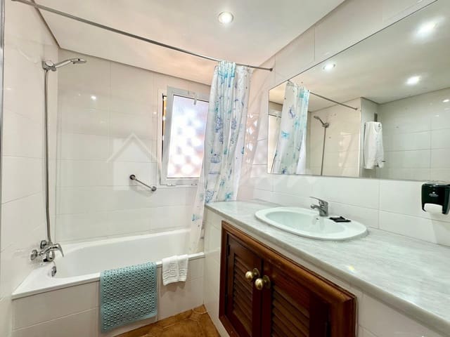 Studio til salg i Playa de las Américas, Adeje - € 269.000 (Ref: 8772643)