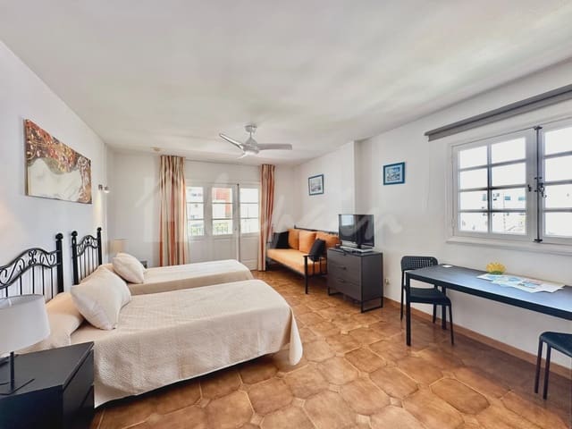 Estúdio para venda em Playa de las Américas, Adeje - 269 000 € (Ref: 8772643)