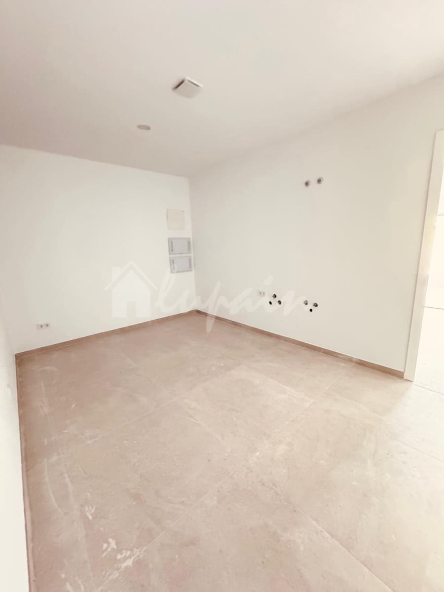 4 bedroom Villa for sale in San Eugenio with pool - € 2,690,000 (Ref: 8790376)