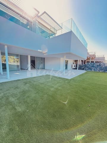 4 quarto Moradia para venda em San Eugenio, Adeje com piscina - 2 690 000 € (Ref: 8790376)