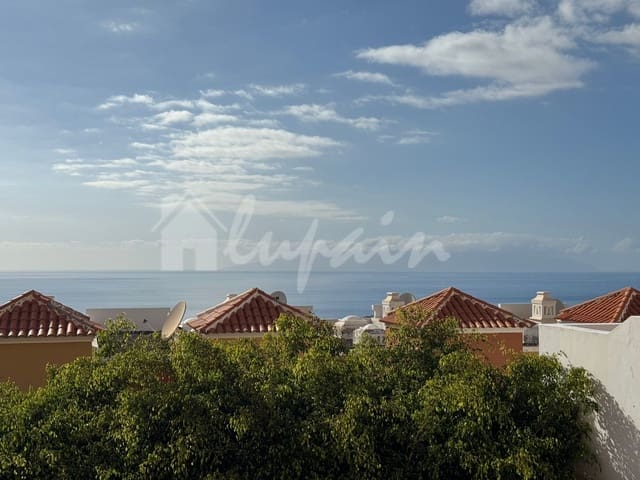 2 bedroom Apartment for sale in Roque del Conde, Adeje with pool - € 328,000 (Ref: 8790377)