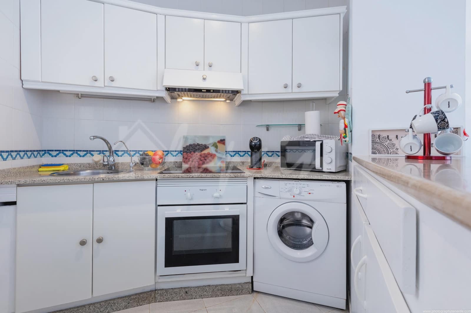 1 quarto Apartamento para venda em San Eugenio com piscina - 269 000 € (Ref: 8842426)