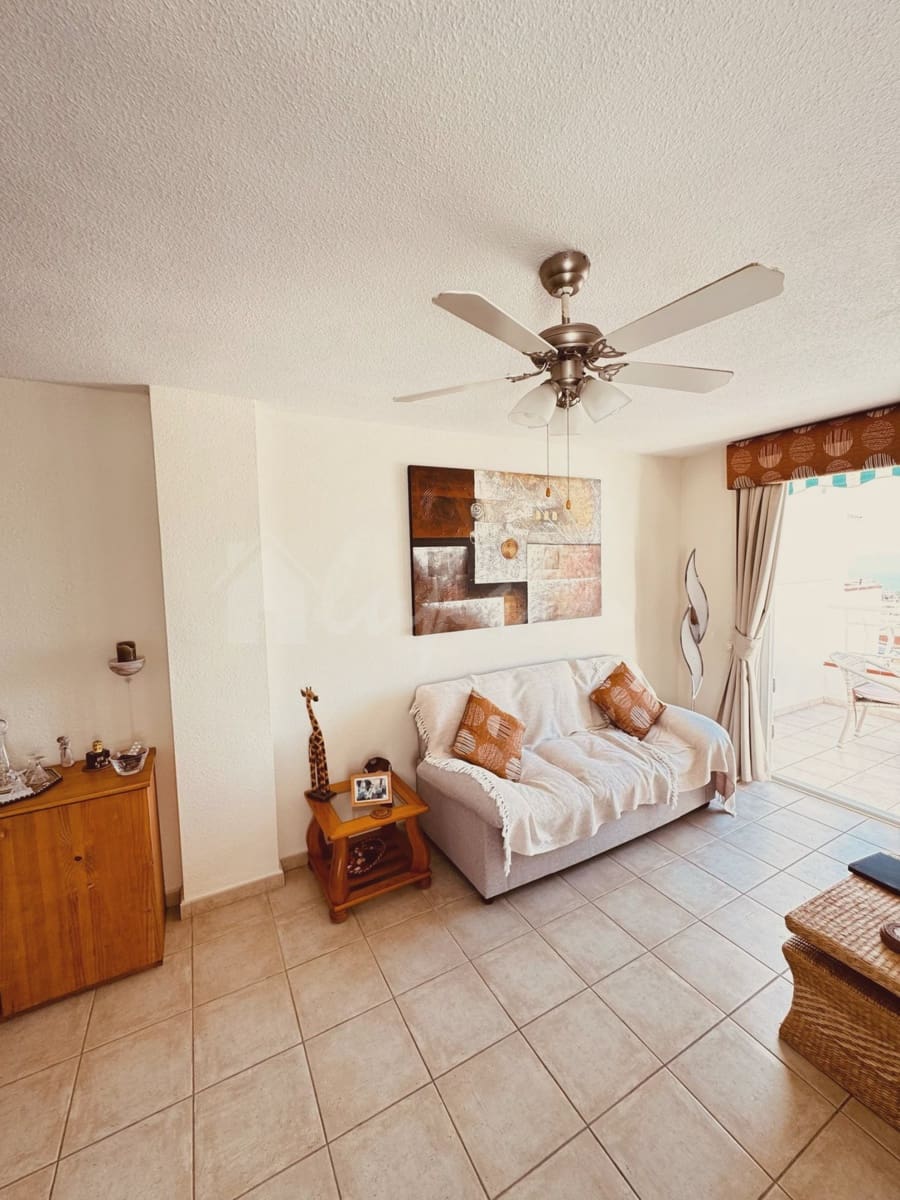 3 soveværelse Penthouse til salg i Los Cristianos med swimmingpool - € 349.900 (Ref: 8863334)