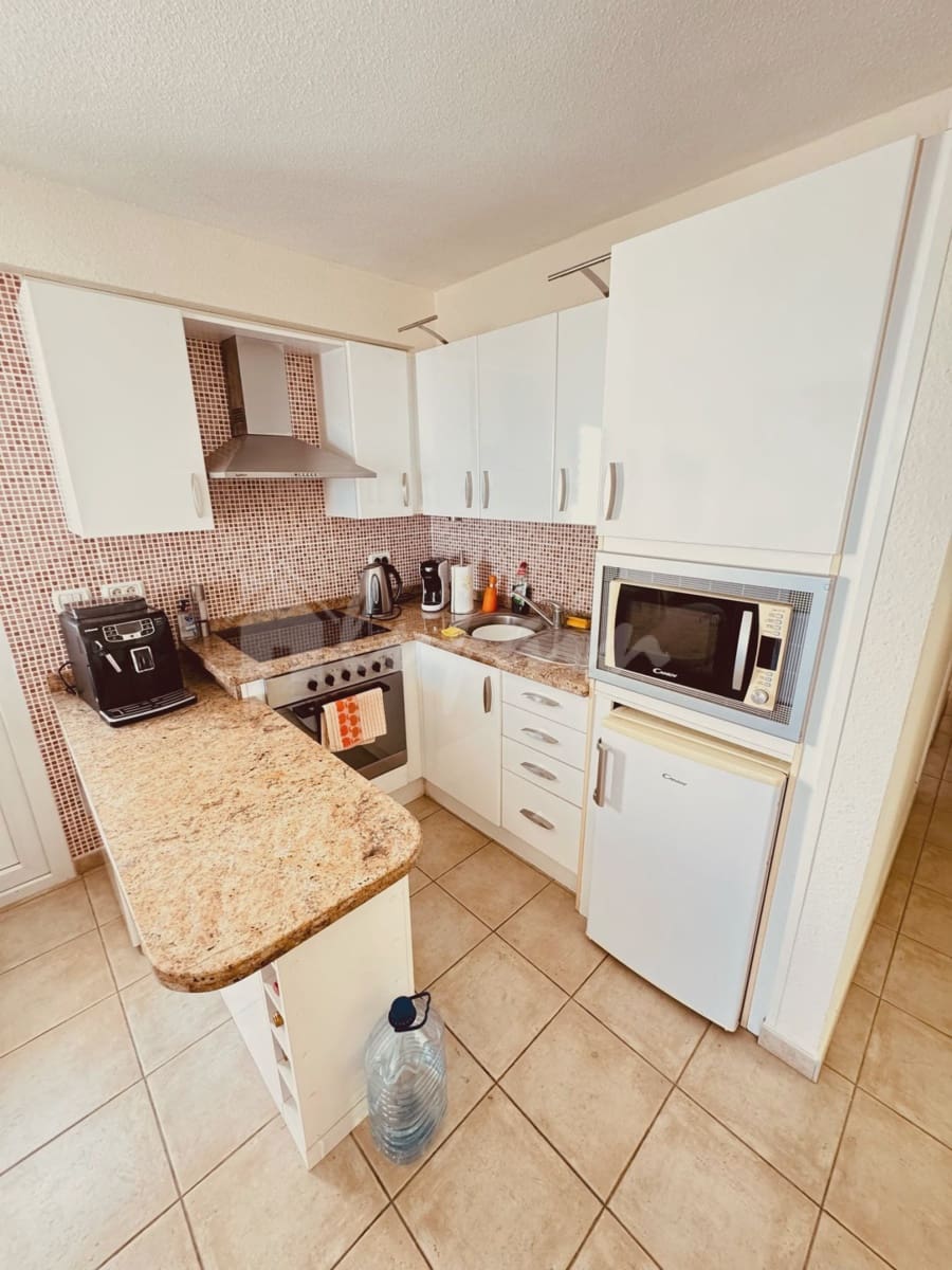 3 soveværelse Penthouse til salg i Los Cristianos med swimmingpool - € 349.900 (Ref: 8863334)