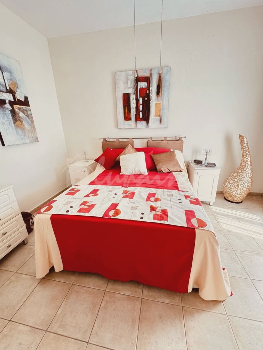 3 soveværelse Penthouse til salg i Los Cristianos med swimmingpool - € 349.900 (Ref: 8863334)